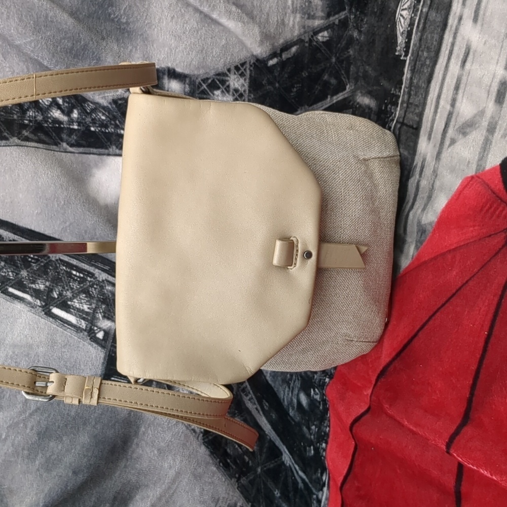 Lucky leather and linen bag